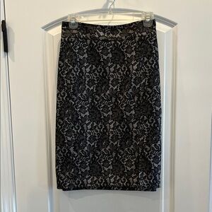 Worthington Stretch Normcore Black and Gray Lace Pencil Skirt